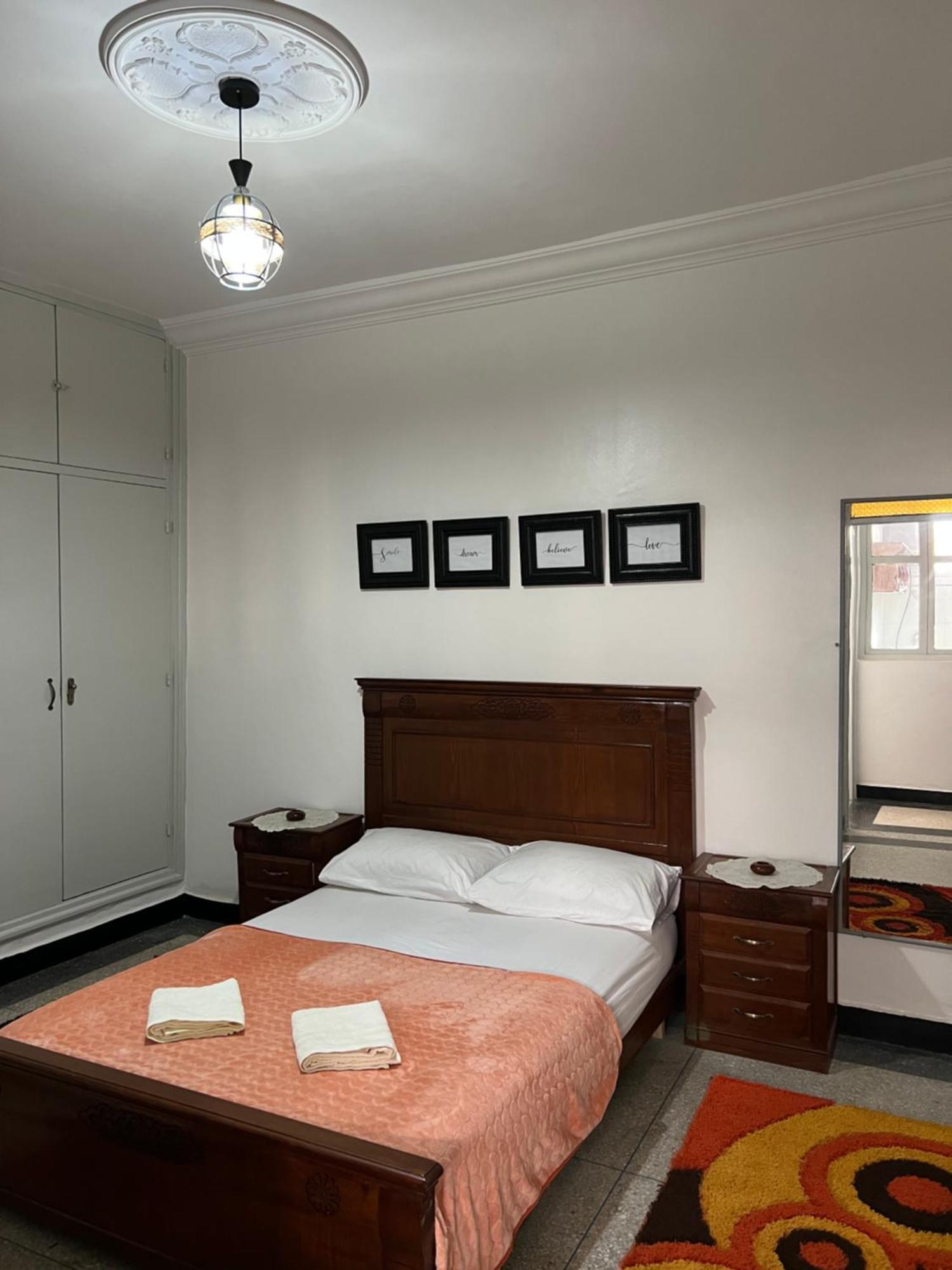 Bh House, Charming Apartment 에사우이라 외부 사진