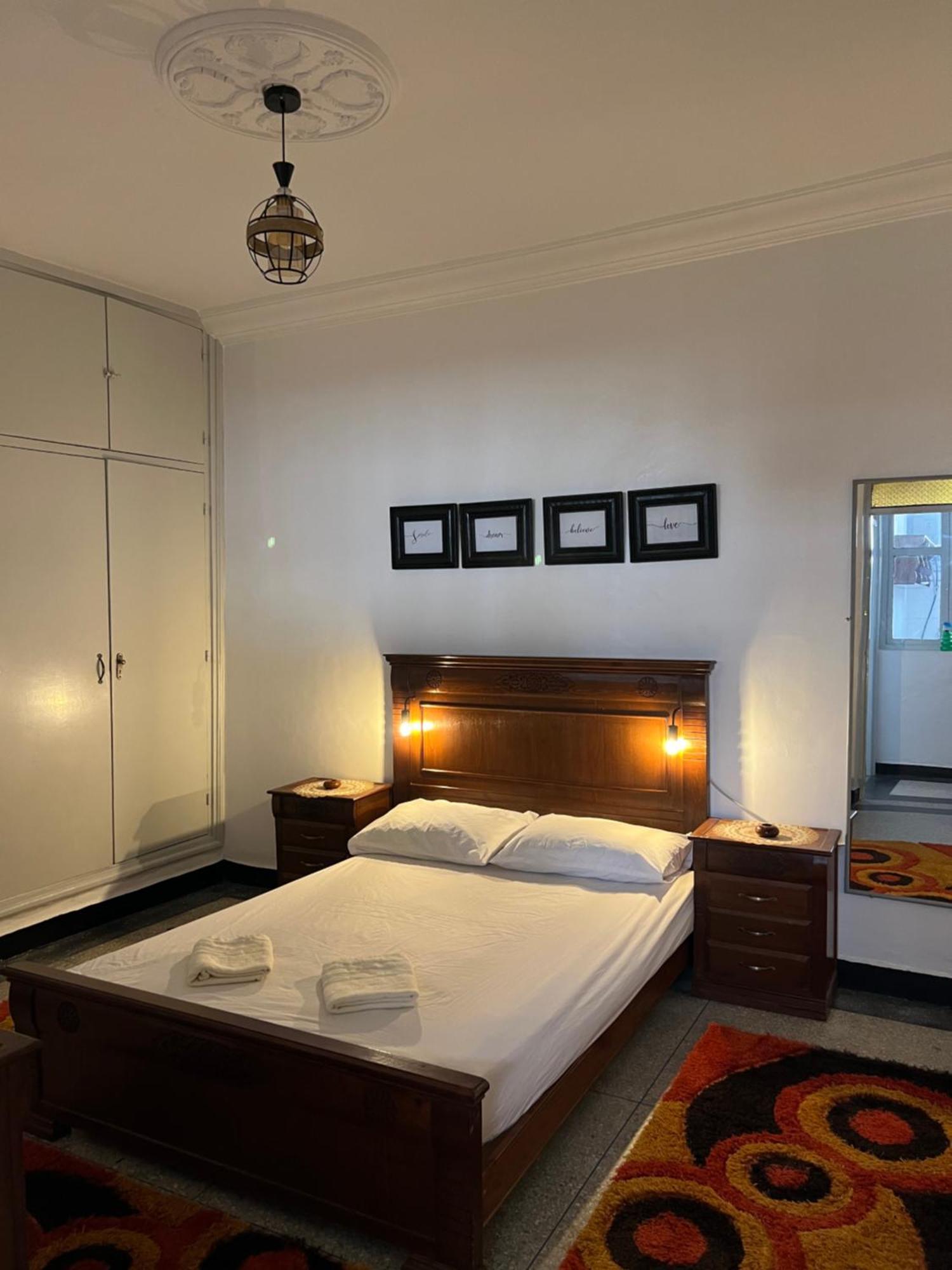 Bh House, Charming Apartment 에사우이라 외부 사진